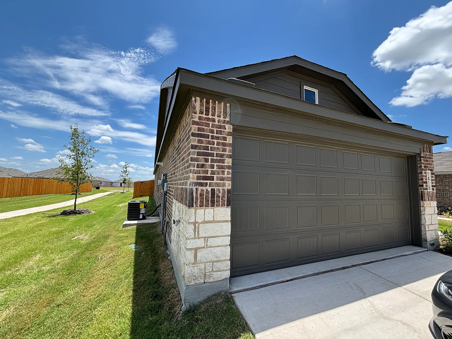 3 bed, 1461 sqft, $2,200 — Photo 3