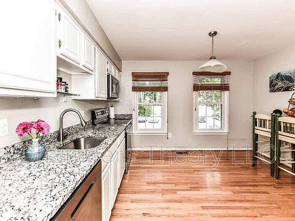 4th image of 6862 Williamsburg Pond Ct