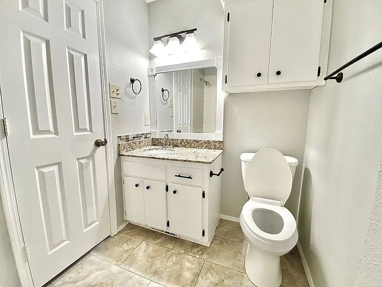 6367 S 29th West Pl — Photo 15