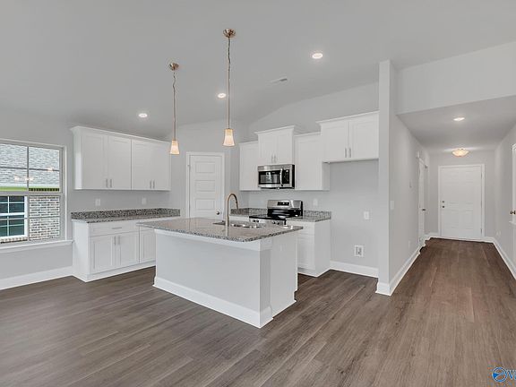 2nd image of 112 Mableton Dr