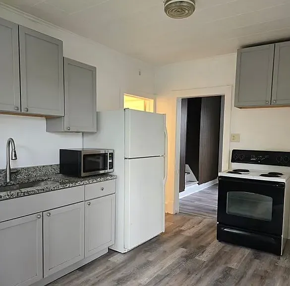 5865 Madison Ave #1 — Photo 6