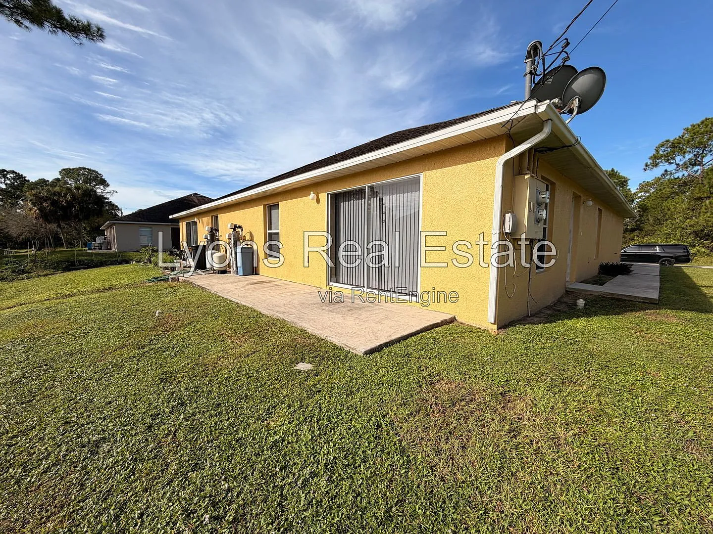 3 bed, 2.0 bath, 1199 sqft, $1,195 — Photo 4