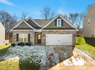 1923 Hampton Place Cir, Loudon, TN 37774