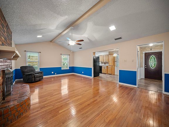 5th image of 214 Northgate Dr