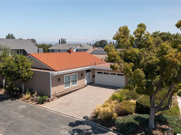 23291 Downland Rd — Photo 34
