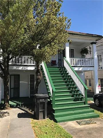 124 S Hennessey St Photo 1