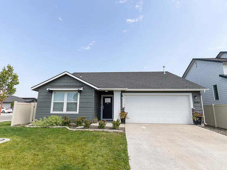 3540 W Early Light Dr — Photo 1
