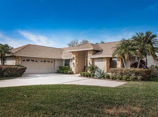595 Waterford Cir E, Tarpon Springs, FL 34688