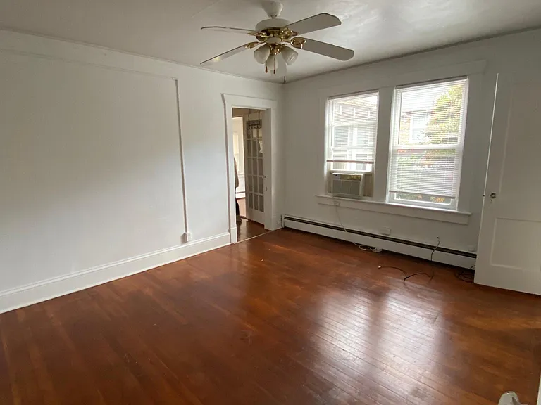 1106 Westmoreland Ave #3 — Photo 2