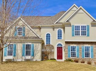 2357 Clover Ln, Red Wing, MN 55066