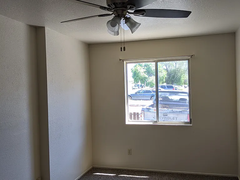 960 Memorial Dr #D — Photo 7