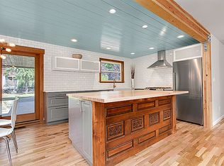17108 Ambaum Blvd S, Burien, WA 98148