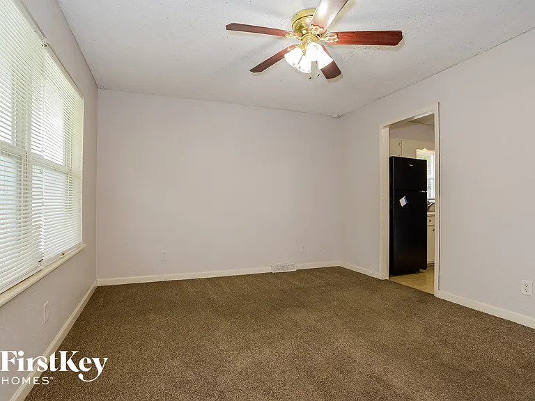 4310 Ditzler Ave — Photo 5