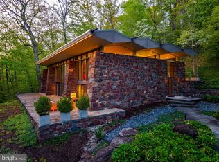 372 Brownsburg Rd, Newtown, PA 18940