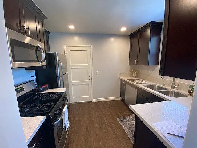Hollypark Knolls Apartments — Photo 71