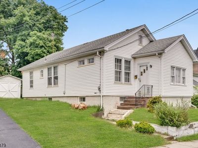 29 Grant Ave, Totowa, NJ, 07512