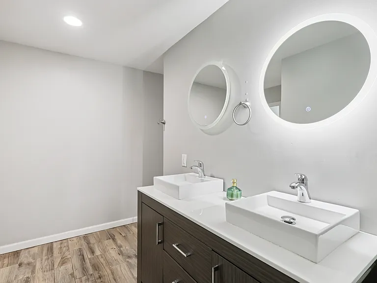 1397 Glencoe Ave — Photo 58