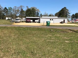 71 Freeman Rd SE, Summit, MS 39666