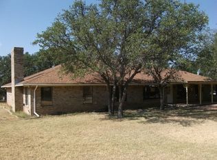 1100 Lawler Ln, Brady, TX 76825