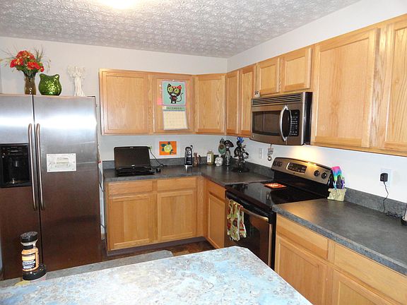 2nd image of 6012 Pennington Creek Dr