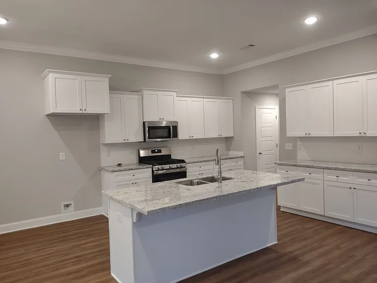 620 Westfield Dr — Photo 5
