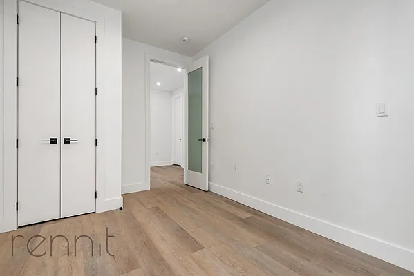 Rented by Rennit Inc. | media 24