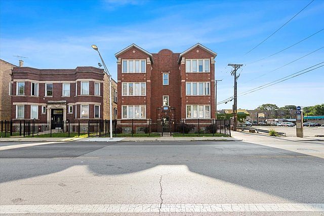 1st image of 7445 S Jeffery Blvd APT 2