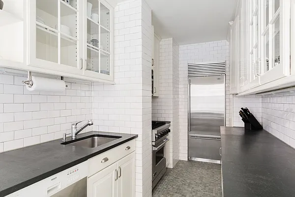 Sold by Compass | media 6