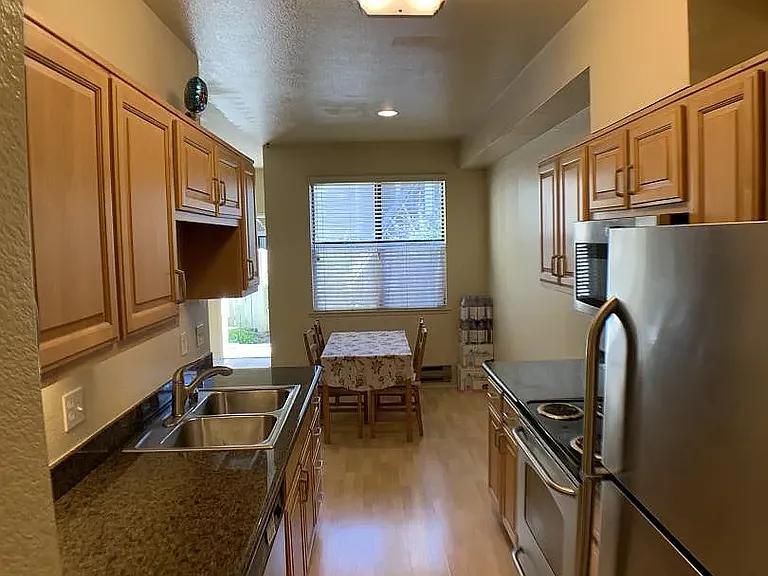 45 Lakeshore Ct — Photo 11