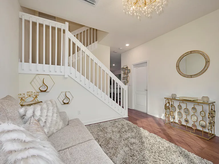9880 E Villa Cir #1 — Photo 3