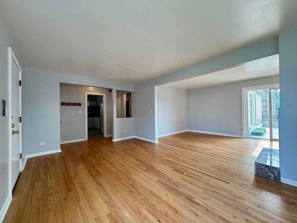 Dining Room / Living Room