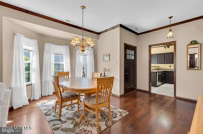 65 Summerhill Dr — Photo 3
