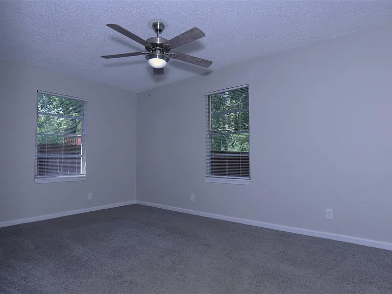 130 Bennett Dr — Photo 8