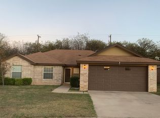 4202 Ledgestone Dr, Killeen, TX 76549