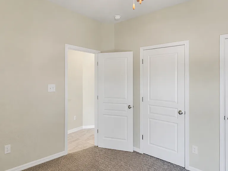 623 Rivington Dr — Photo 16
