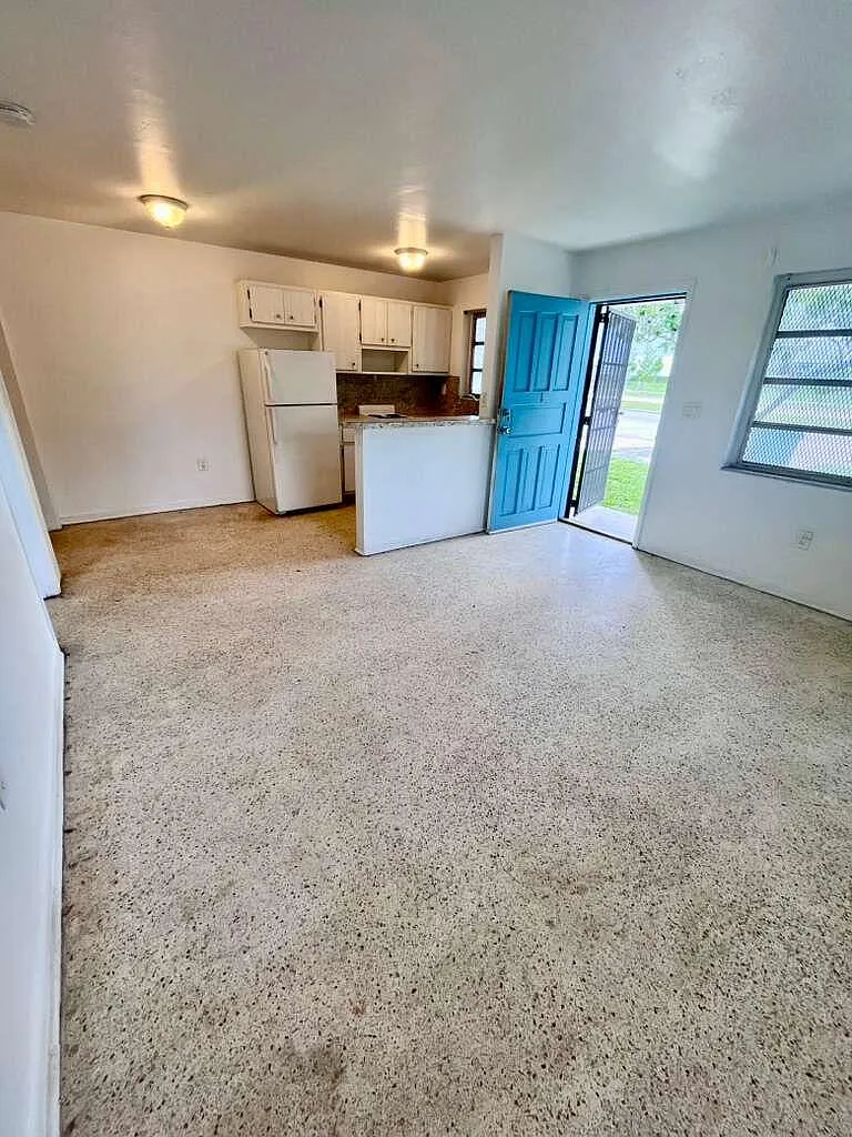 1 bed, 1.0 bath, 634 sqft, $1,500 — Photo 2