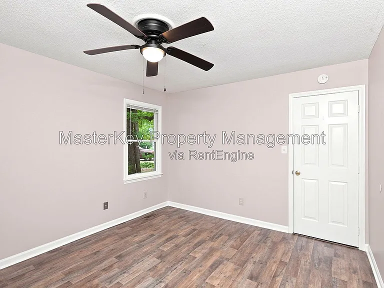 5017 Walton Hill Rd — Photo 15