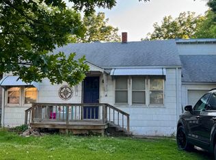1949 N Fairview Ave, Wichita, KS 67203