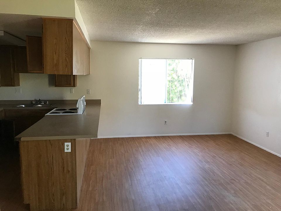 1st image of 4563 38th St