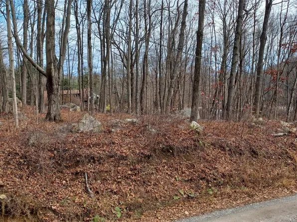 4 Prout Lane, Stormville, NY 12582