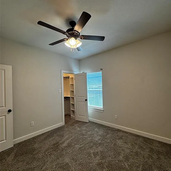331 Sophia Ln — Photo 26