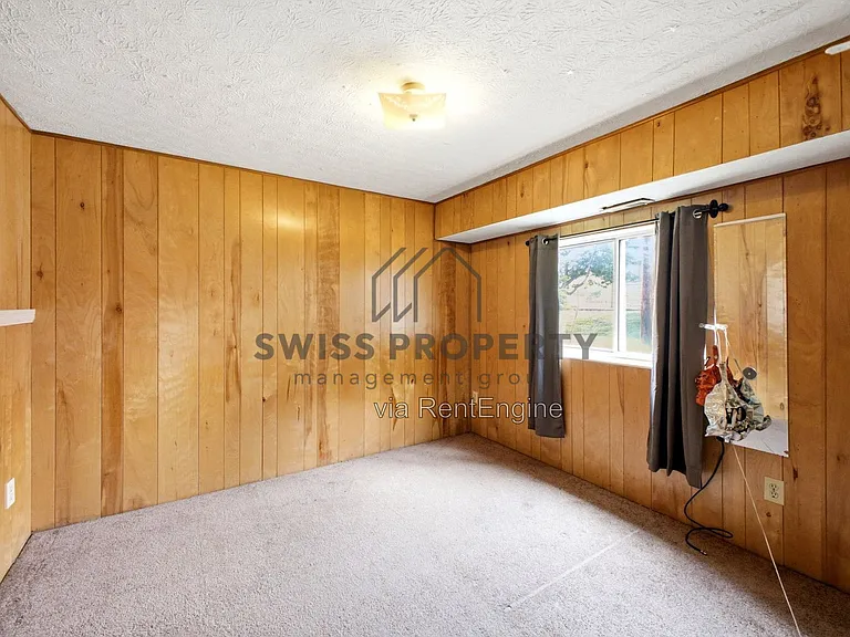 275 E 16th Ave — Photo 11