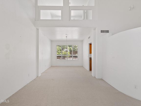 4th image of 9328 E HILLERY Way