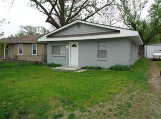 2316 N Oakland Ave, Springfield, MO 65803
