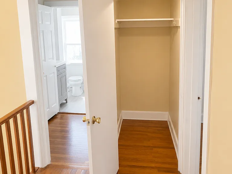 35 Inman St #3 — Photo 4