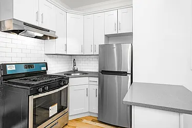 Rented by Century 21 Metropolitan