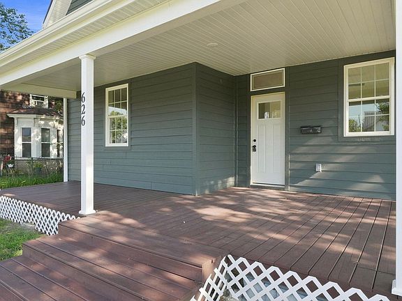 3rd image of 626 Bower St