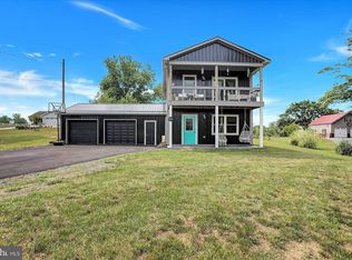 331 Sherwood Dr, Carlisle, PA 17015