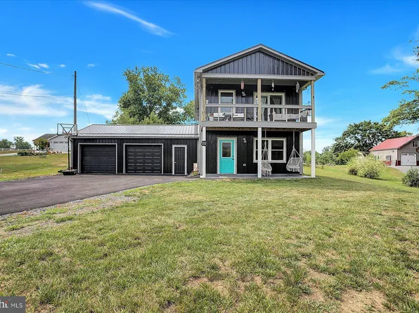 331 Sherwood Dr, Carlisle, PA 17015