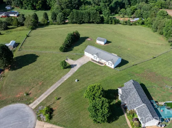 5068 Tonys Way, Vale, NC 28168
